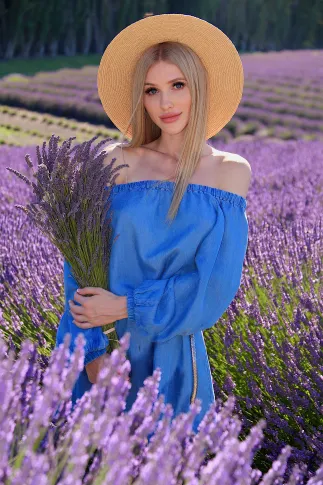 DarinaDiosa Photos, Galleries and Videos