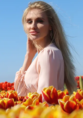 DarinaDiosa Photos, Galleries and Videos