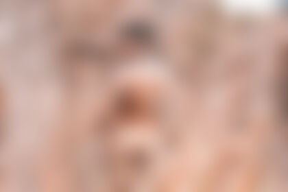 Right or left? 🔥 - post hidden image
