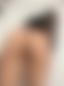 Ik wil je tegen me dijen horen ketsen tot me buren klagen schatje😳💦 - post hidden image