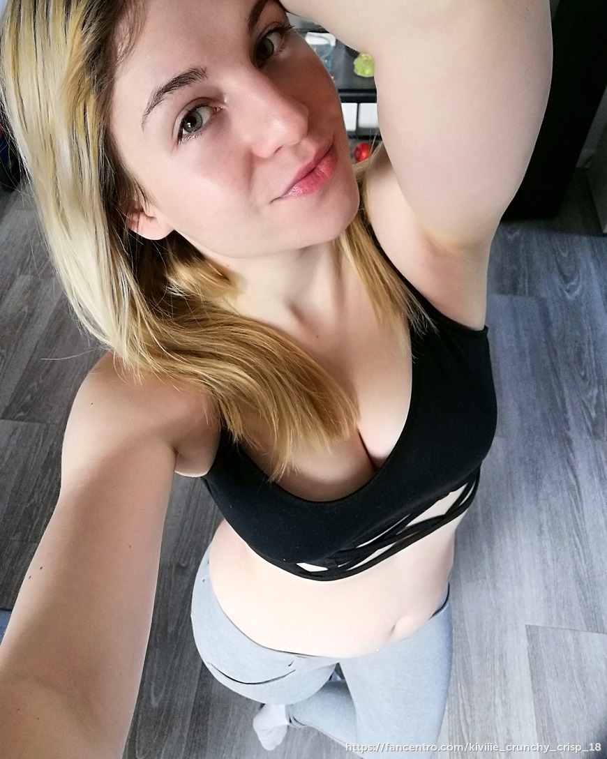 Monday ❣️ - Kiviiie_crunchy_crisp_18 - Fancentro