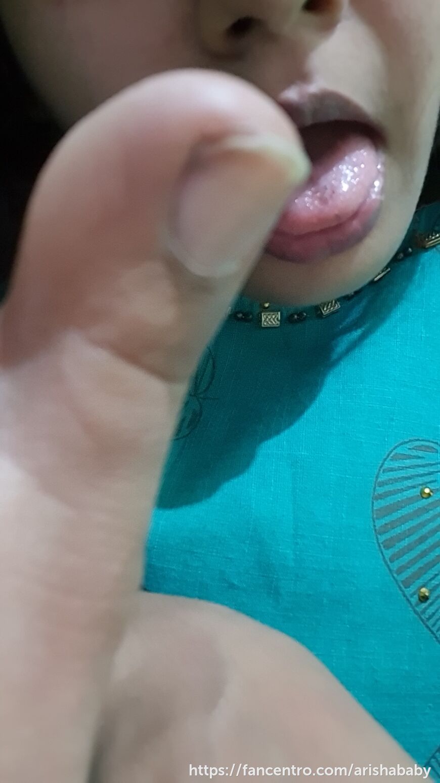 Tounge thumb licking 1