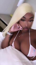 Phatmuvaa Pictures and Videos & similar of @phatmuvaa fancentro ...