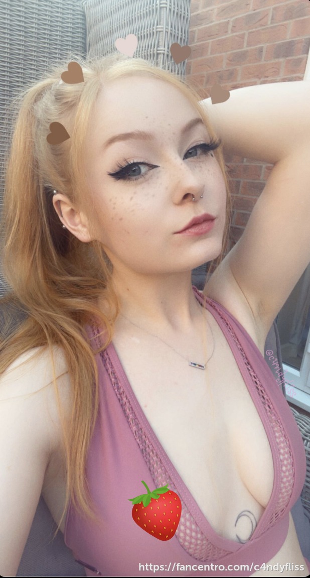 enjoying the sunshine today (slathered in factor 50 ofc lmao)