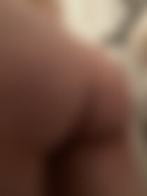 Getting them gains in the booty👀 - post hidden image