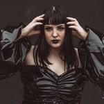 curvybrat22 - profile avatar