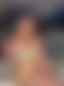 jou handen over mijn lichaam 😈 - post hidden image