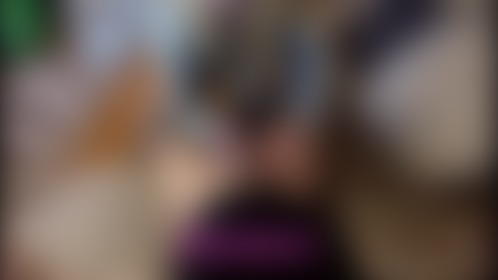 My phone rings during a blowjob. I wonder who it is? 😏 - post hidden image