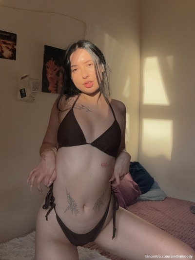 Mijn borsten zien er goed uit vanuit deze hoek 
