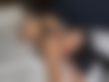 Can I have a booty massage, please? 😳🍑 - post hidden image
