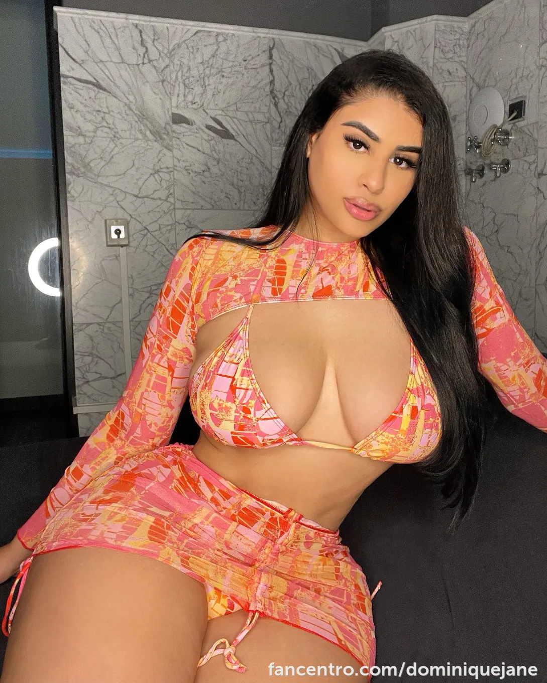 Dominique Jane - Private Stories, exclusive videos, private messaging -  Fancentro
