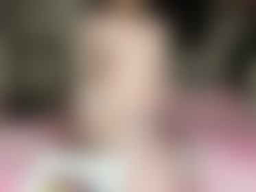 Mister ! Mister !! I’m all dressed up to play our games !! - post hidden image