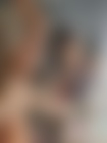 If you think the reflection’s hot, just wait till you get closer😈 - post hidden image