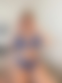 Geile schoolgirl.. Wil je meer? 🤫 - post hidden image