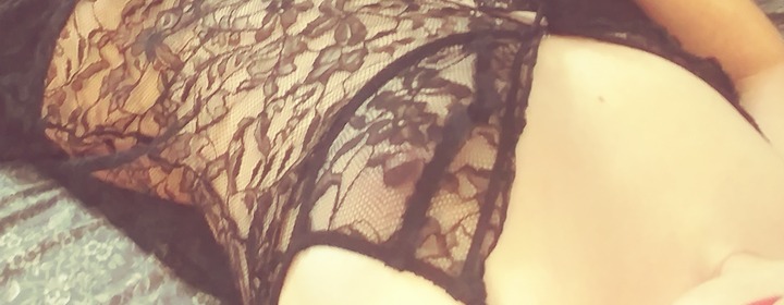 BlondeAndDom - profile image