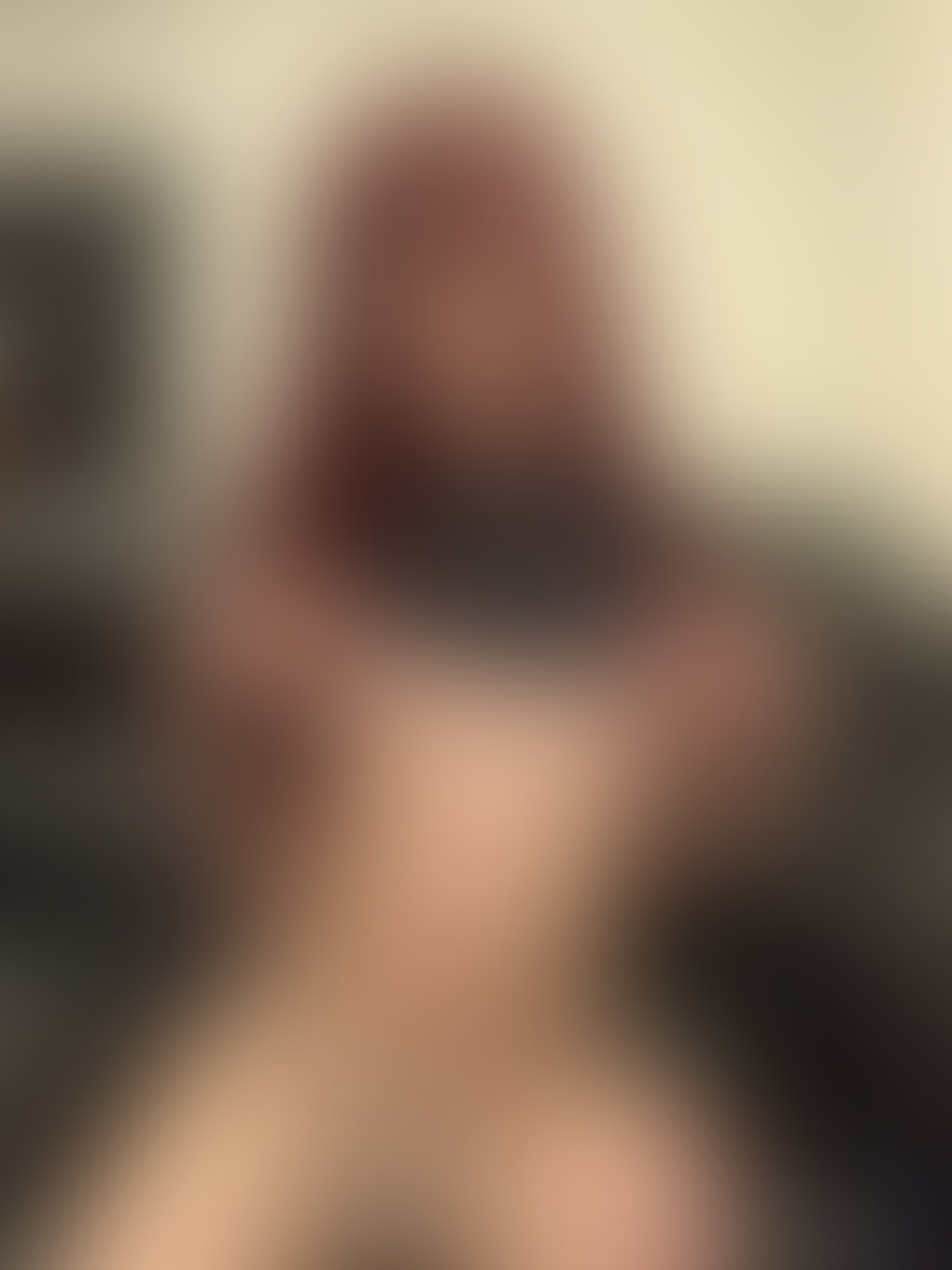 Let's cuddle and watch scary movies together?? ☺️💕 - Moxxi Morgan -  Fancentro