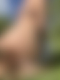 My ass is even juicier without shorts. - post hidden image