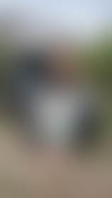 I've heard that boys like content with cars the most, but what about content without panties in front of a car? - post hidden image