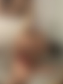 Do you like this colour on me? - post hidden image