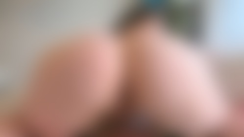 Close Up Booty Mama - post hidden image