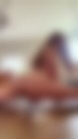 I've been practicing my splits, how am I doing?😇 - post hidden image