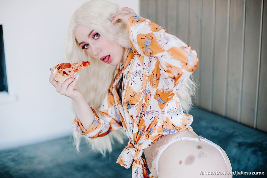 Eat pizza with me? - post image 2