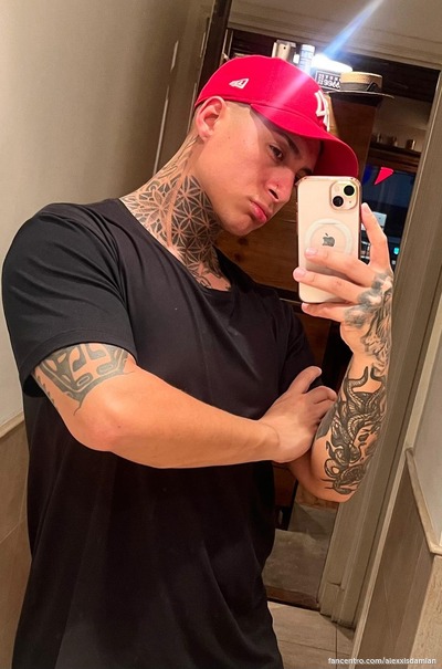 Mijn fitte uitstraling trilt, kom me beetpakken. 💦😘