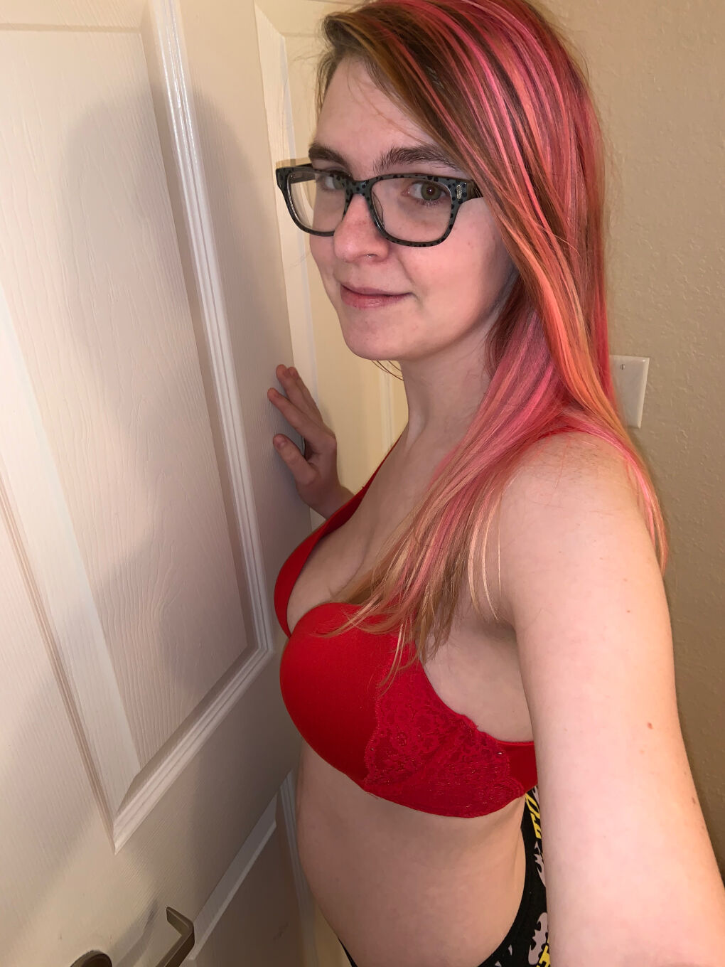 Harleyxxx Pictures and Videos & similar of @ms_kitten fancentro profile -  EroThots