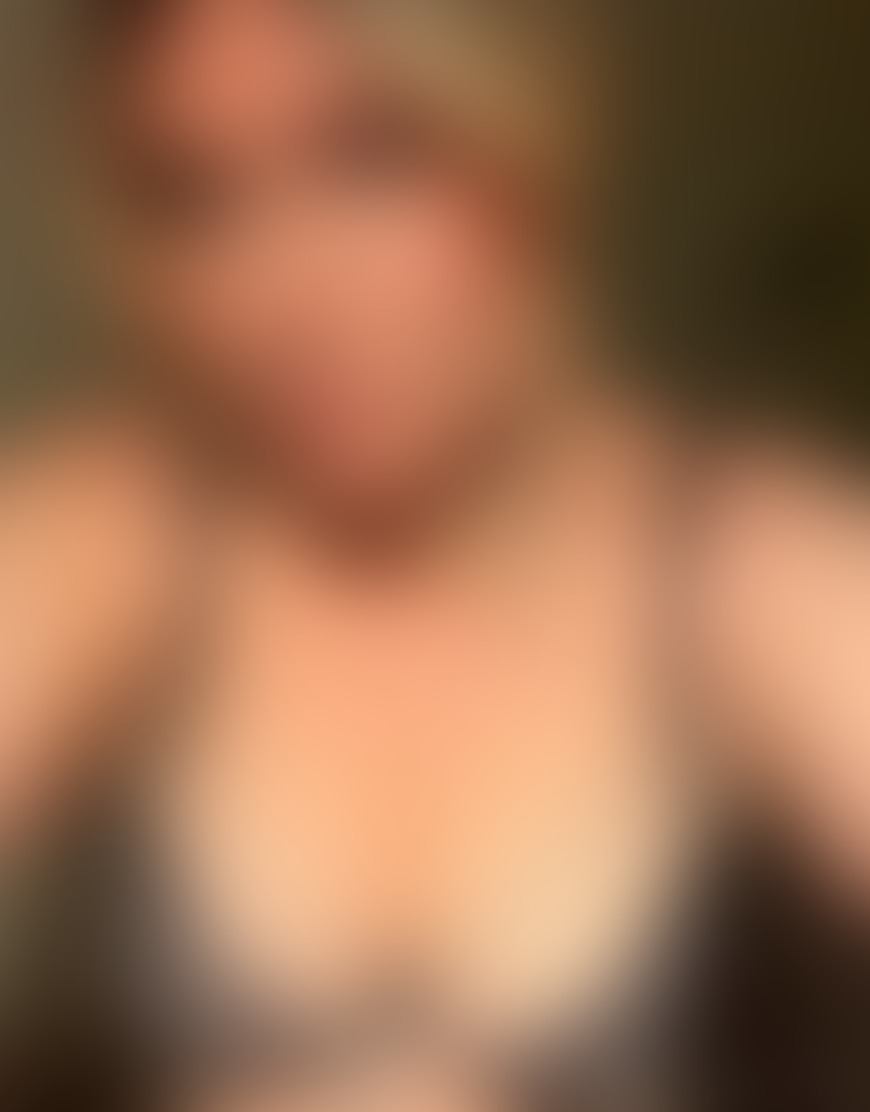 Als je nu fan word, krijg je twee gratis exclusieve geile filmpjes uit mijn VIP collectie & een geile dickrating helemaal gratis !!🤫😜 - post hidden image