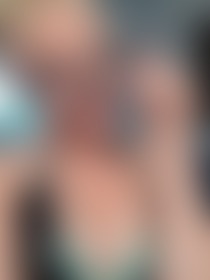 Ob ich heute noch ins Solarium sollte? Kommst du mit? - post hidden image