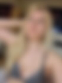😜 Hatte ziemlich heiße Träume letzte Nacht, willst du sie hören? 😜 - post hidden image