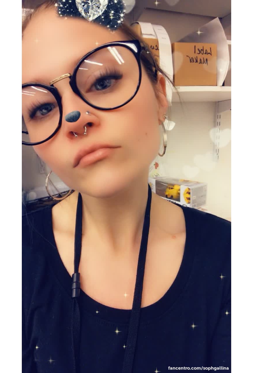 bored @ work 😂 1foreground