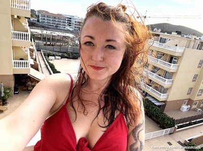Mijn ronde kont wil rijden, kun je me bijhouden? 🍑💋