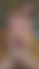 Easter bunny gepakt bij haar oortjes hihi even luisteren nu. Zuigen maar!🤤🌶️🔥 - post hidden image