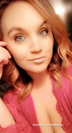 WildHoney Pictures and Videos & similar of @wildhoney fancentro ...