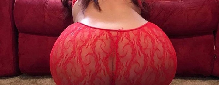 CurvySophi - profile image