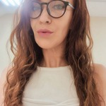 I am Ella! Red hair witch =) - profile avatar