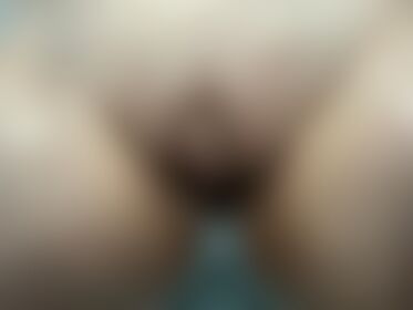 My unshaved pussy in the bathtub 😏 - post hidden image
