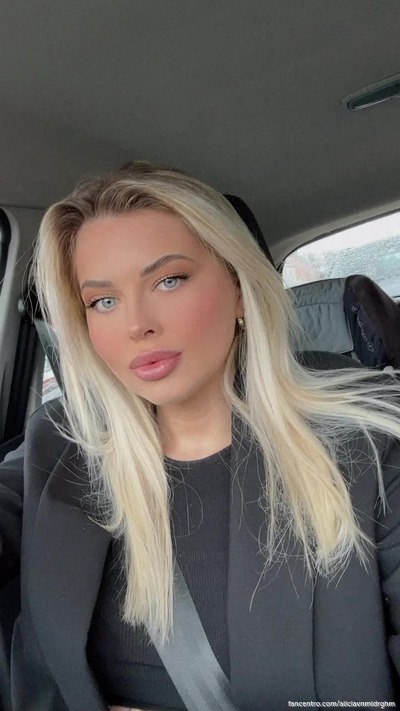 Mijn handen over jouw lichaam? DM! 😘💋