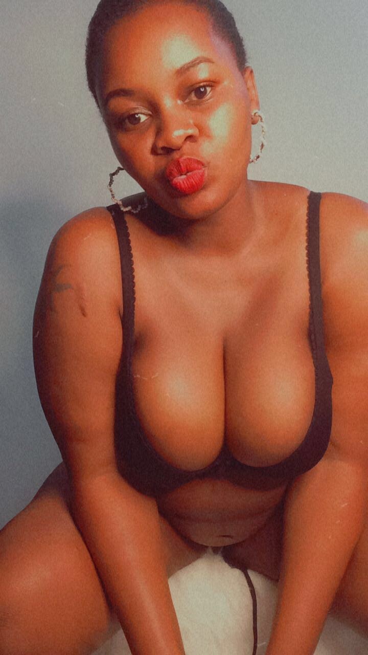 Ebony throatpie Stars du Porno et Modèles - Fapello Leaks