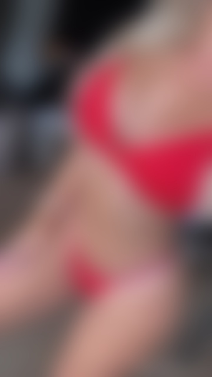 Volg me voor meer geile content 😈 - post hidden image