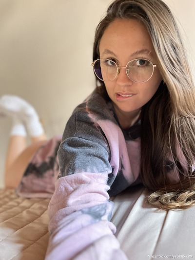 Come play with me. 💖✨