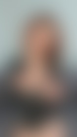 I'm going to slowly unzip the zipper so please try to be patient 😉💋 - post hidden image
