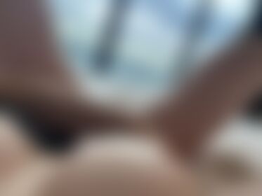 Knuffel me van achteren en speel met mijn tietjes? 🥰 - post hidden image