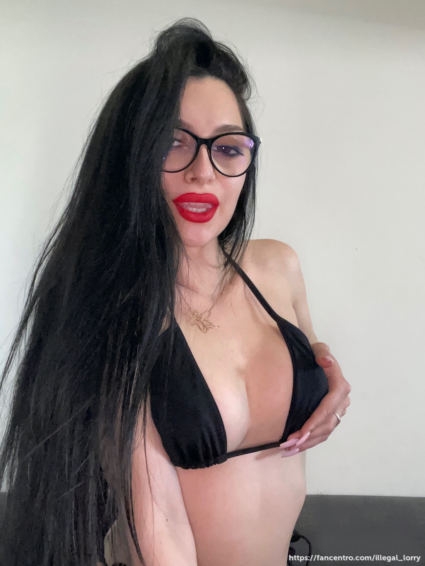 kissessss 1