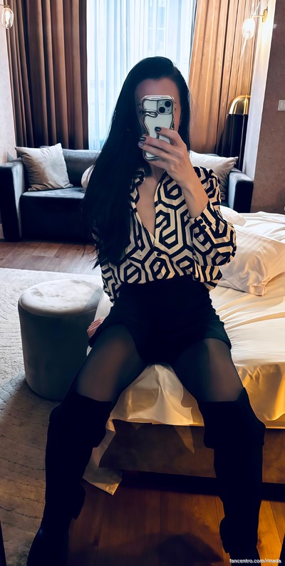 Private vibes only – indulge in my latest intimate content; enjoy the moment 😘