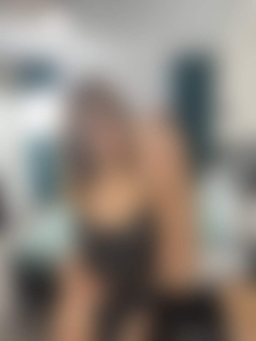 What's up boys? - post hidden image