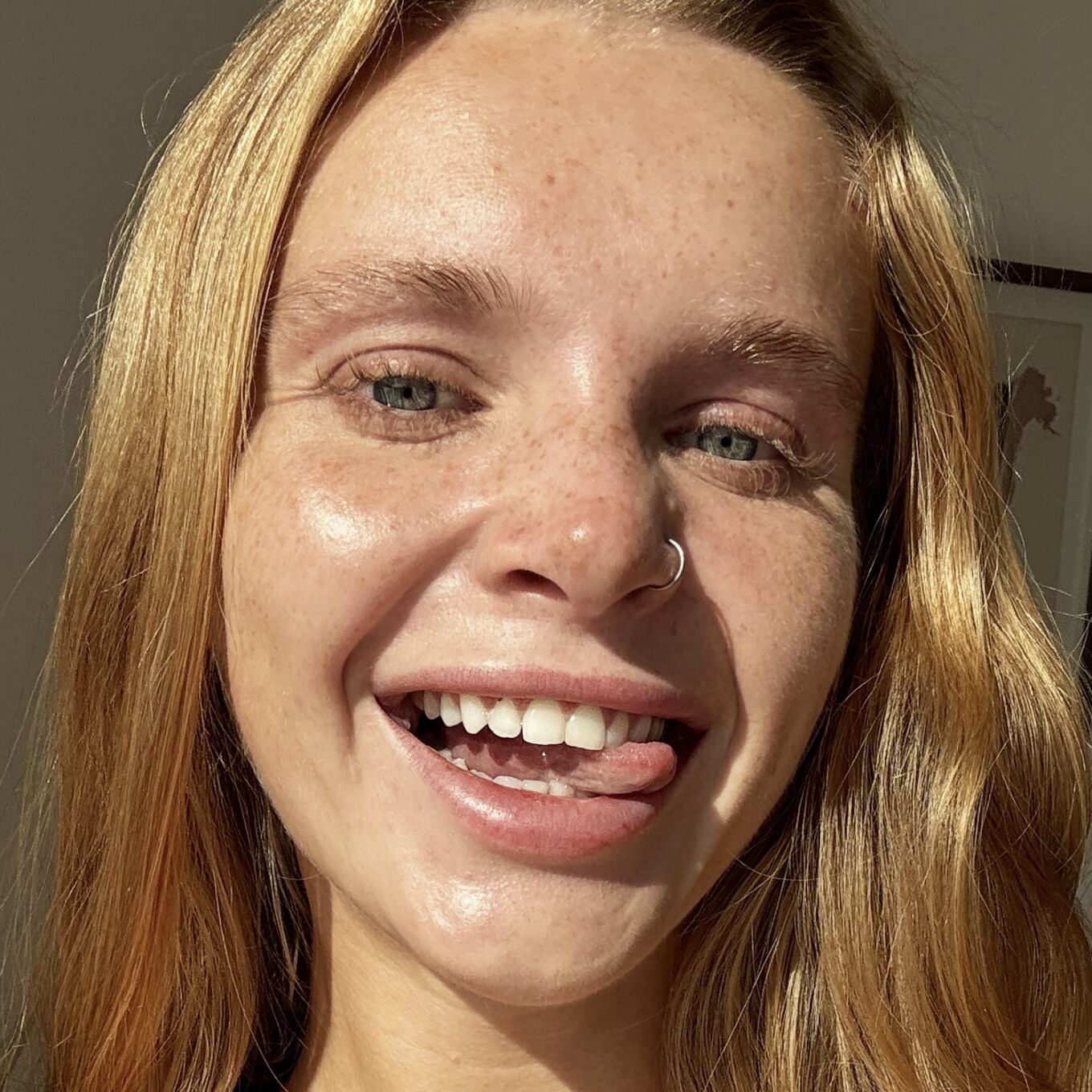 Voluptuous lady engaged to a sizzling performance in bed live Stars du Porno  et Modèles - Fapello Leaks