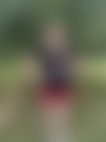 Under the apple tree - post hidden image