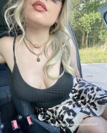 AmyAmethyst Pictures and Videos & similar of @amyamethyst ...